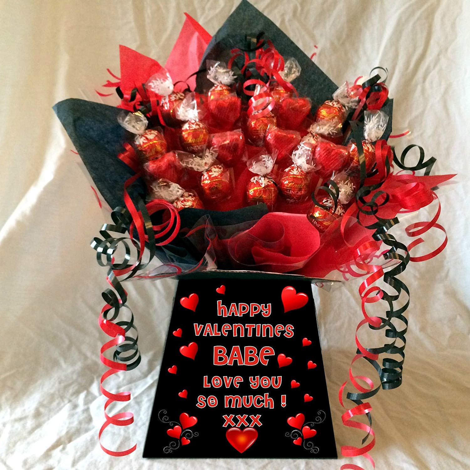 Personalised Valentines Lindt Lindor Sweet Chocolate Bouquet Hamper